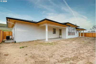904 SW 43rd St, Pendleton, OR 97801 - Photo 39