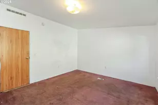 5510 E St, Springfield, OR 97478 - Photo 13