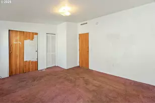 5510 E St, Springfield, OR 97478 - Photo 15