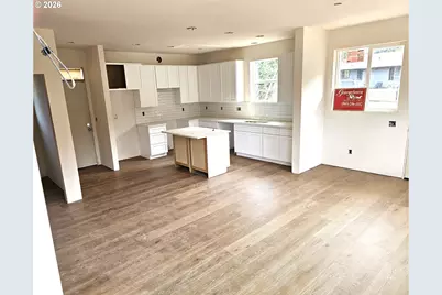 2763 SE 101st Ave, Portland, OR 97266 - Photo 3