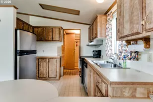 88756 Sprague St, Elmira, OR 97437 - Photo 9