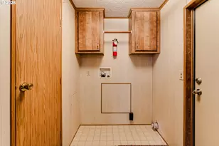 88756 Sprague St, Elmira, OR 97437 - Photo 21