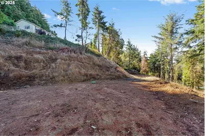 2253 Pony Creek Rd, North Bend, OR 97459 - Photo 13