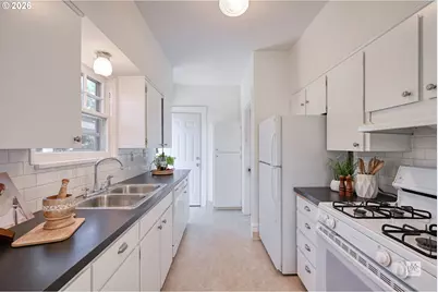 3405 NE 46th Ave, Portland, OR 97213 - Photo 23