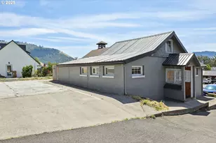 1205 N Main Ave, White Salmon, WA 98672 - Photo 7