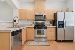 15400 SW Mallard Dr, Beaverton, OR 97007 - Photo 11