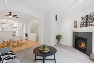 15400 SW Mallard Dr, Beaverton, OR 97007 - Photo 5