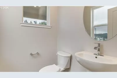 2628 Landau St SE, Salem, OR 97306 - Photo 3