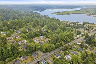 1580 8th St, Astoria, OR 97103 - Photo 45
