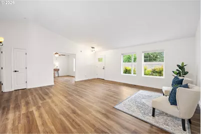 1580 8th St, Astoria, OR 97103 - Photo 5