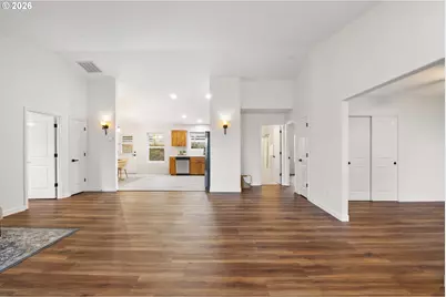 1580 8th St, Astoria, OR 97103 - Photo 11