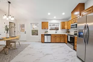 1580 8th St, Astoria, OR 97103 - Photo 17