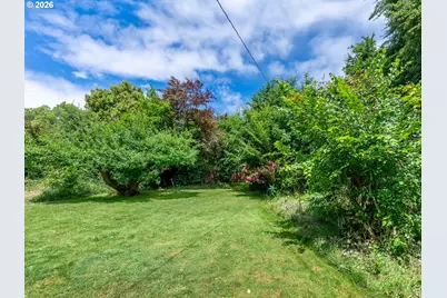 6611 NE Chestnut St, Hillsboro, OR 97124 - Photo 15