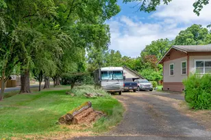 6611 NE Chestnut St, Hillsboro, OR 97124 - Photo 13
