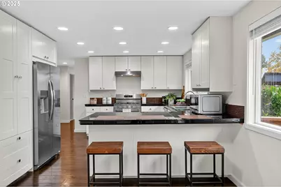 21565 SW Alsea Ct, Tualatin, OR 97062 - Photo 17