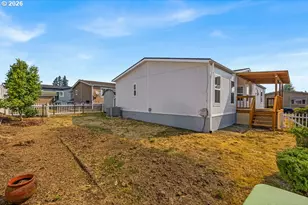 12450 SW Fischer Rd, Portland, OR 97224 - Photo 23