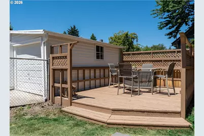 2027 N Webster St, Portland, OR 97217 - Photo 41