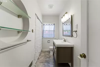 1709 NE Dallas St, Camas, WA 98607 - Photo 7