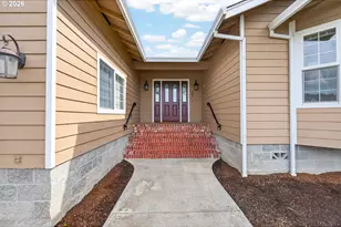 269 Bailey Dr, Roseburg, OR 97471 - Photo 3