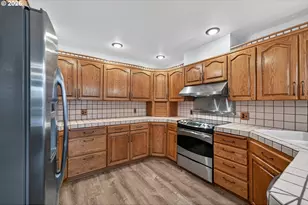 269 Bailey Dr, Roseburg, OR 97471 - Photo 11