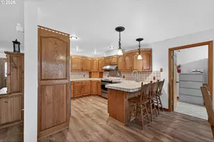 269 Bailey Dr, Roseburg, OR 97471 - Photo 9