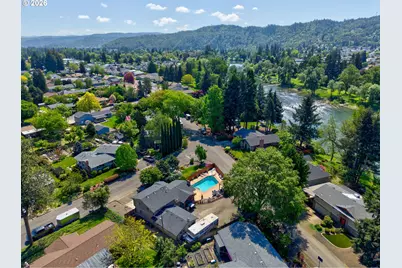 1308 NW Garden St, Roseburg, OR 97471 - Photo 43