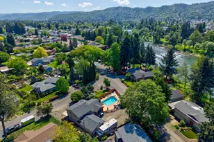 1308 NW Garden St, Roseburg, OR 97471 - Photo 43