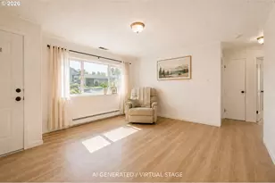 1726 Johnson St, North Bend, OR 97459 - Photo 3