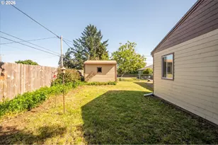 1726 Johnson St, North Bend, OR 97459 - Photo 27