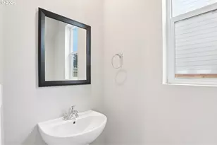 1557 N Millican Creek St, Lafayette, OR 97127 - Photo 15