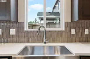 1557 N Millican Creek St, Lafayette, OR 97127 - Photo 9