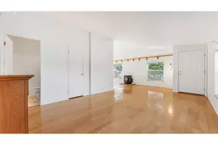 875 York St, Reedsport, OR 97467 - Photo 9