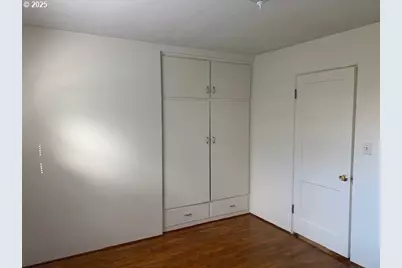 1672 NW Dogwood St, Roseburg, OR 97471 - Photo 17