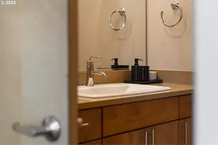 10258 SW Taylor St, Portland, OR 97225 - Photo 17