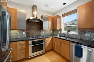 10258 SW Taylor St, Portland, OR 97225 - Photo 11