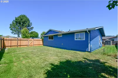 2102 35th Ave, Longview, WA 98632 - Photo 29