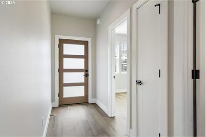 744 SE 34th St, Battle Ground, WA 98604 - Photo 3