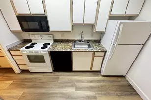 10345 NE Clackamas St, Portland, OR 97220 - Photo 3