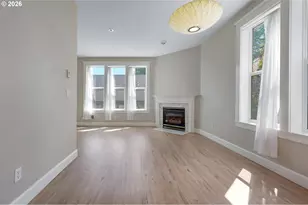 2372 NW Glisan St, Portland, OR 97210 - Photo 13
