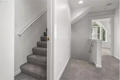2372 NW Glisan St #6, Portland, OR 97210 - Photo 35