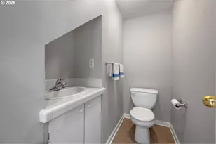 2372 NW Glisan St, Portland, OR 97210 - Photo 21