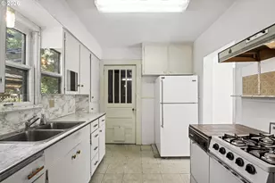 9112 N Portsmouth Ave, Portland, OR 97203 - Photo 21