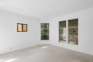 9112 N Portsmouth Ave, Portland, OR 97203 - Photo 9