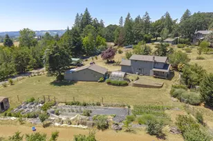 2813 NE Roberts Ln, Newberg, OR 97132 - Photo 5
