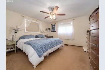 2813 NE Roberts Ln, Newberg, OR 97132 - Photo 21