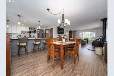 2813 NE Roberts Ln, Newberg, OR 97132 - Photo 13