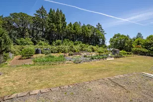2813 NE Roberts Ln, Newberg, OR 97132 - Photo 35