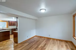 2314 NW Beaumont Ln, Albany, OR 97321 - Photo 3