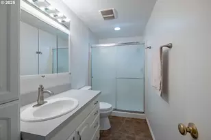 2314 NW Beaumont Ln, Albany, OR 97321 - Photo 11