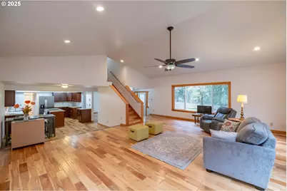 2314 NW Beaumont Ln, Albany, OR 97321 - Photo 5